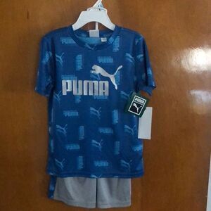 Puma Shorts Tshirt Boys XS 5